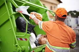 Best Property Management Cleanouts  in Oak Park, MI
